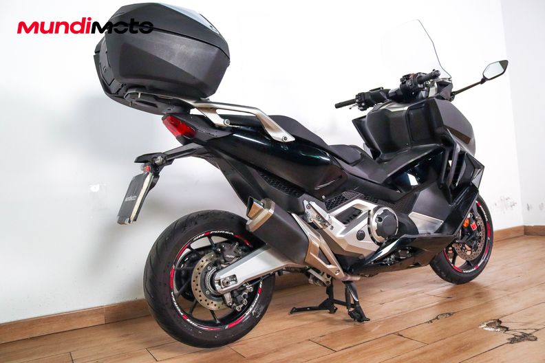 Motorbike image 2