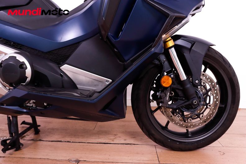 Motorbike image 13