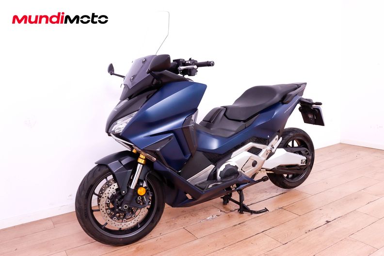 Motorbike image 7