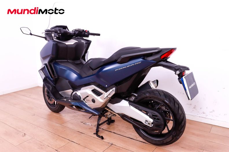Motorbike image 6
