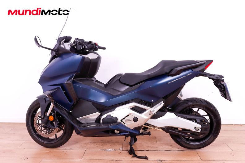 Motorbike image 5