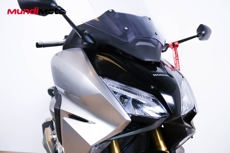 Motorbike image 4