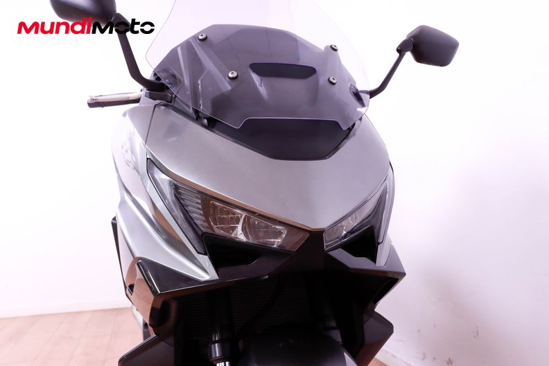 Motorbike image 4