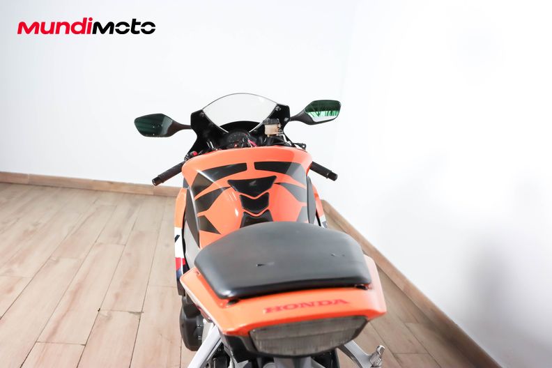 Motorbike image 9