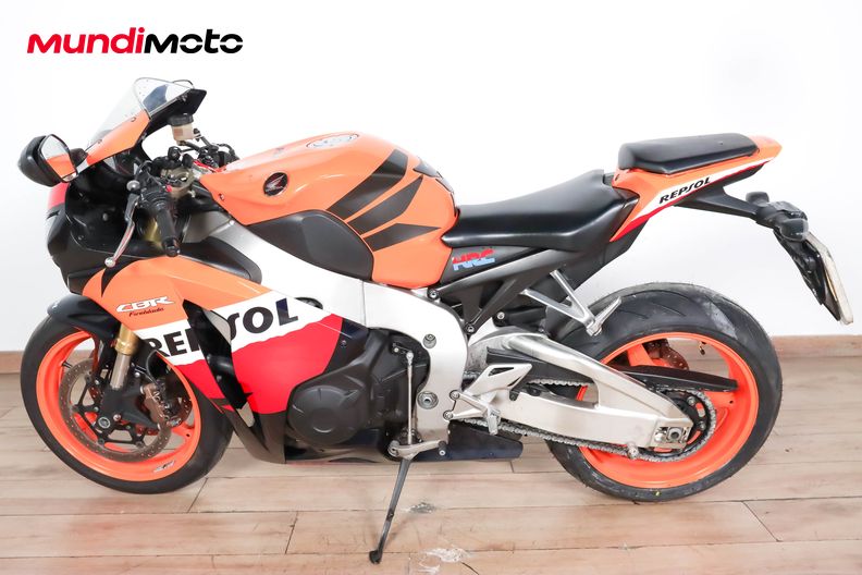 Motorbike image 5