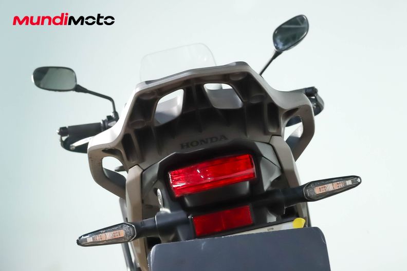 Motorbike image 9