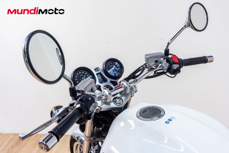 Motorbike image 10