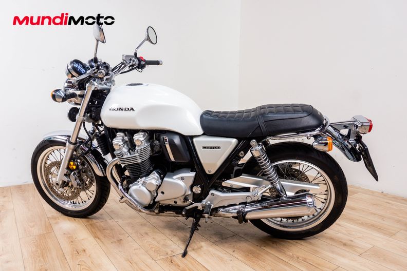 Motorbike image 7
