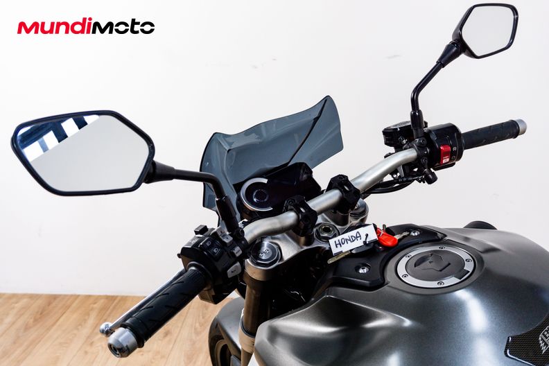Motorbike image 10
