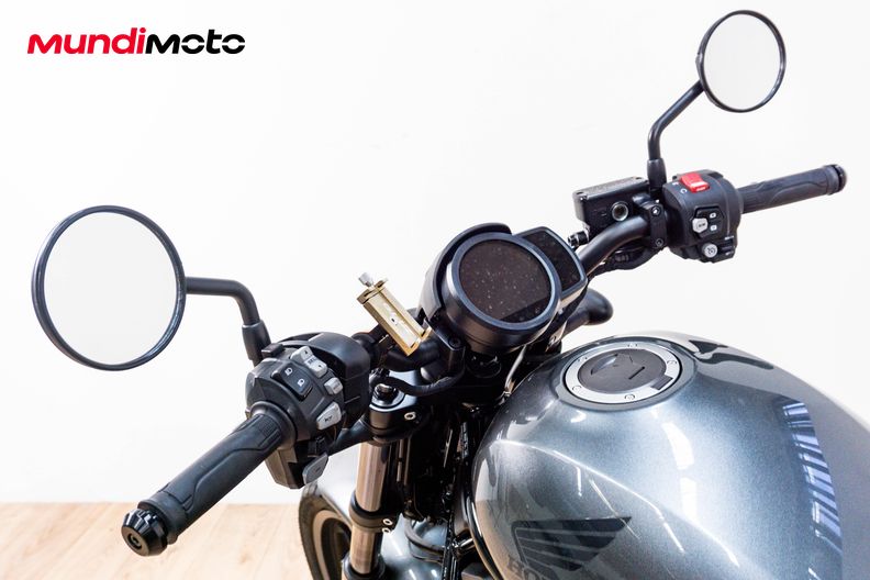 Motorbike image 10