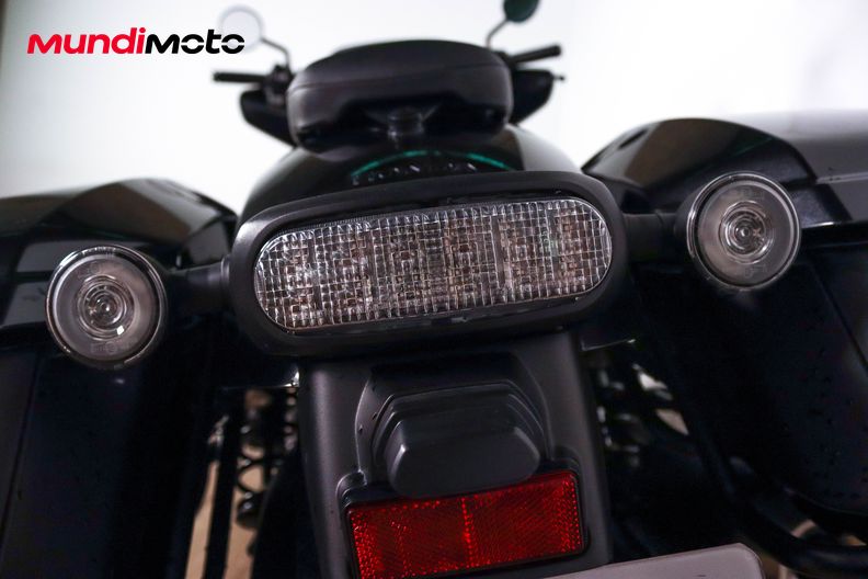 Motorbike image 9