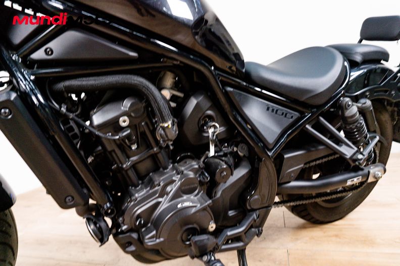 Motorbike image 9