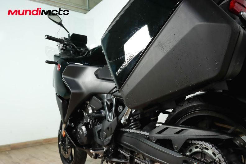 Motorbike image 9