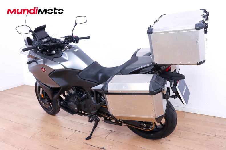 Motorbike image 6