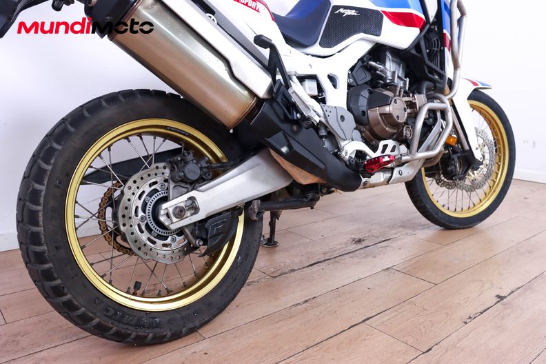 Motorbike image 3