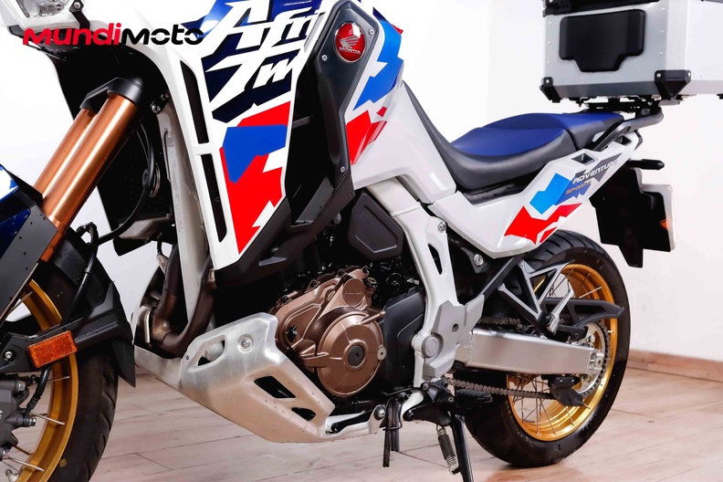 Motorbike image 8