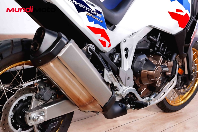 Motorbike image 3