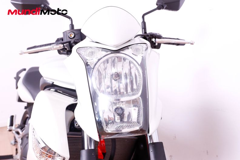 Motorbike image 4