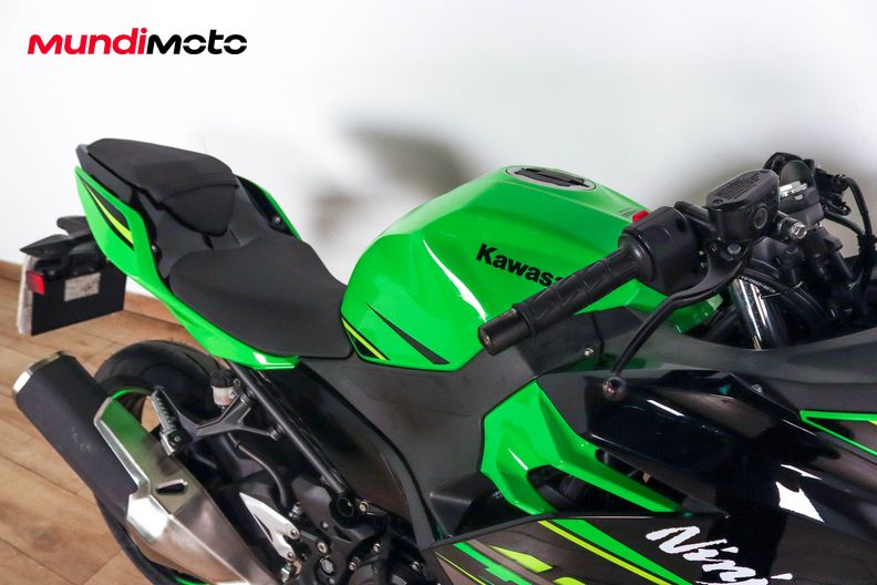 Motorbike image 13