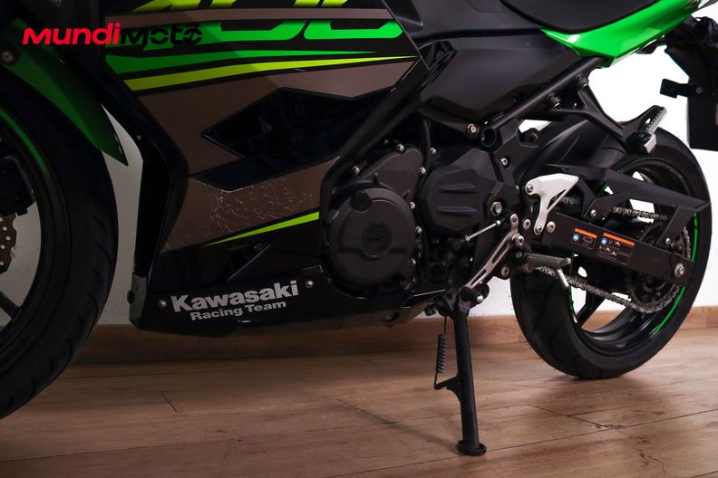 Motorbike image 8