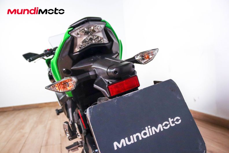 Motorbike image 9