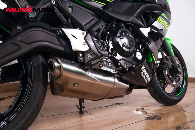 Motorbike image 3