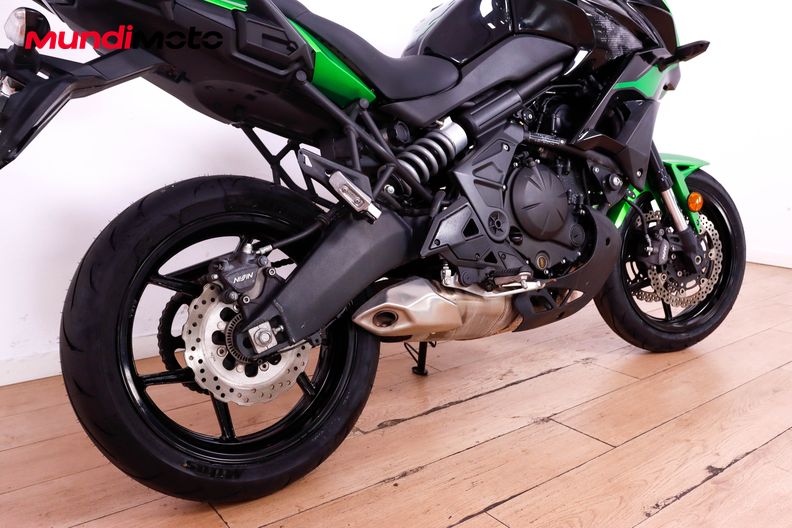 Motorbike image 3