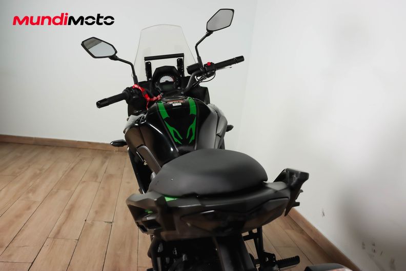 Motorbike image 9