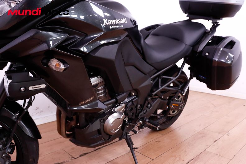 Motorbike image 8
