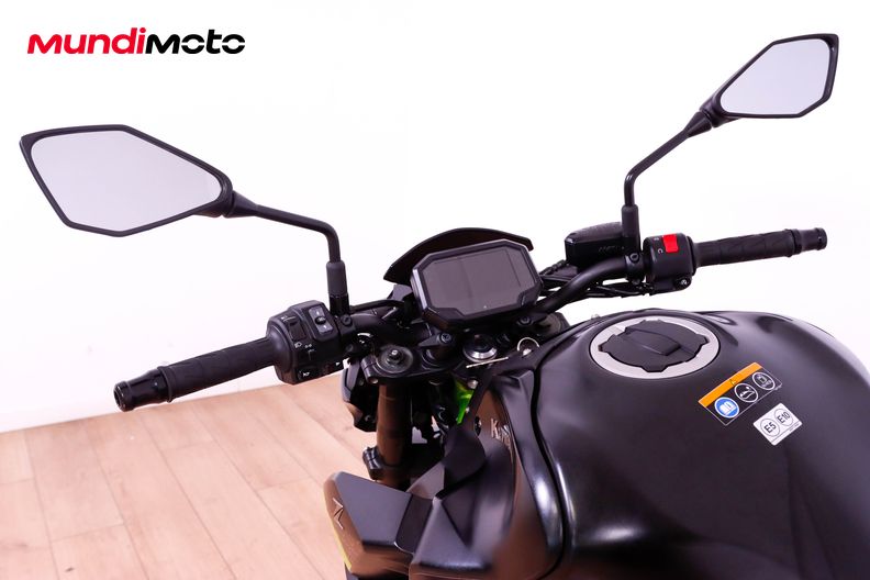 Motorbike image 10