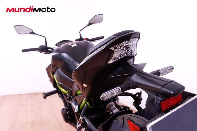 Motorbike image 9