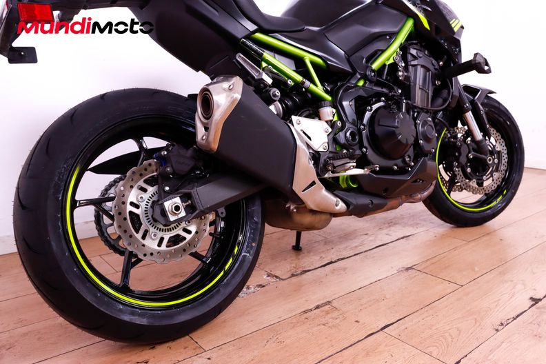 Motorbike image 3