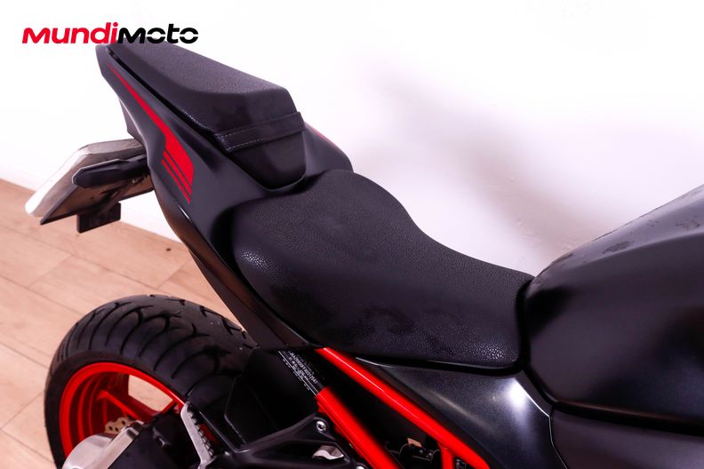 Motorbike image 13