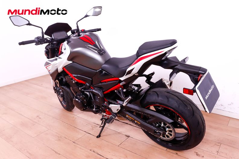 Motorbike image 6