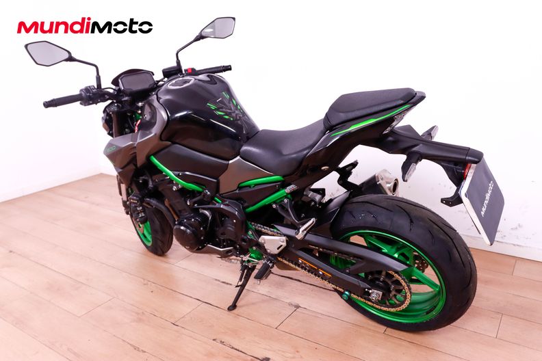 Motorbike image 6