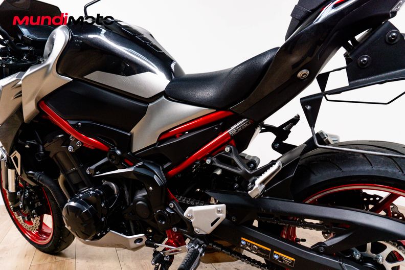Motorbike image 8
