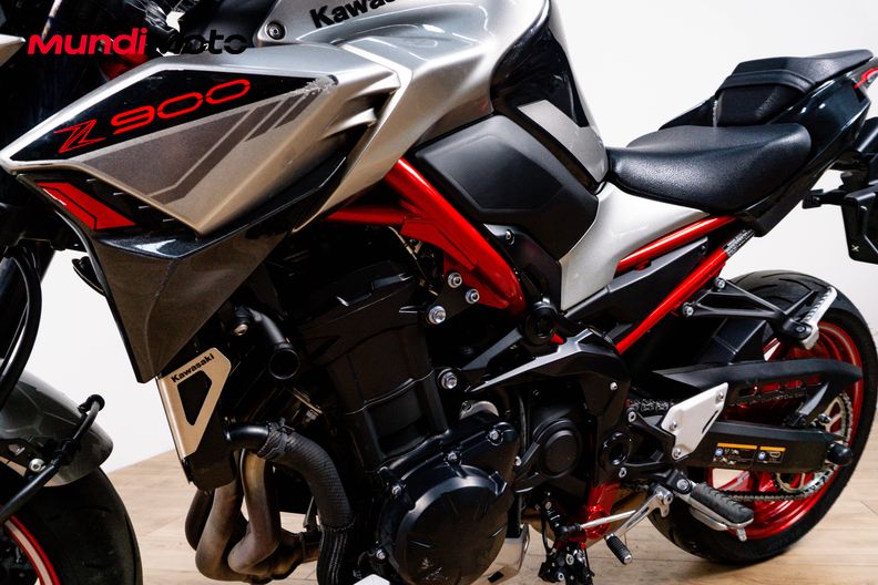 Motorbike image 9
