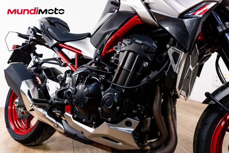 Motorbike image 4