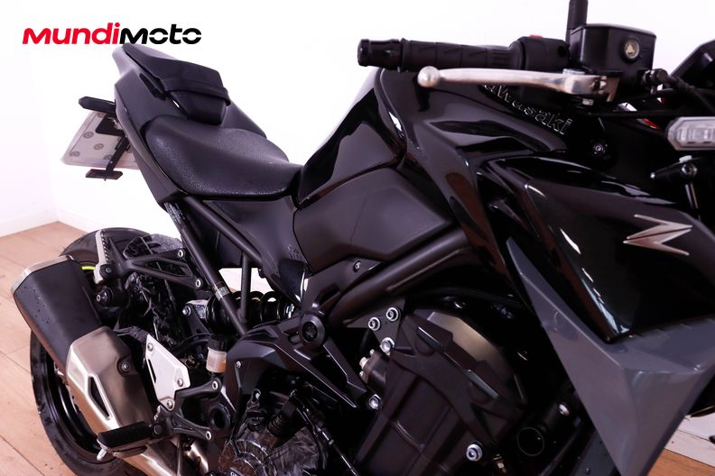 Motorbike image 13