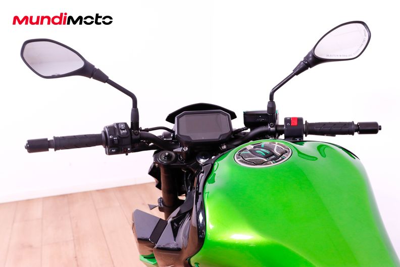 Motorbike image 10