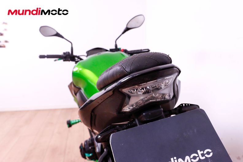 Motorbike image 9