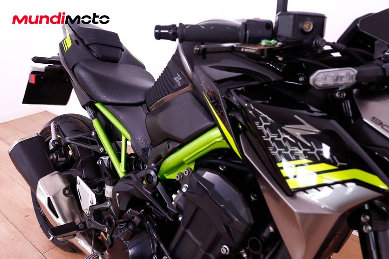Motorbike image 13