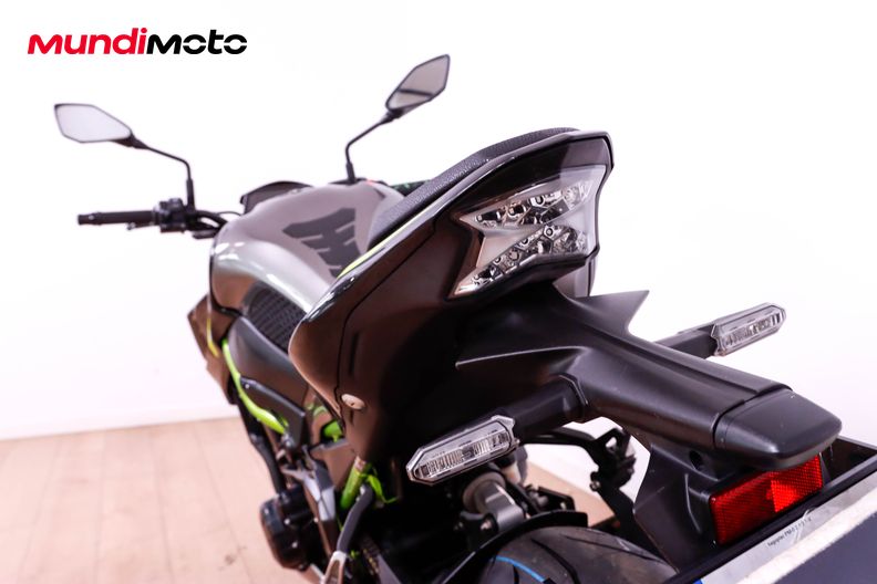 Motorbike image 9