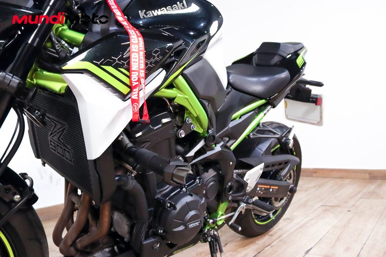 Motorbike image 8