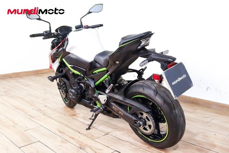 Motorbike image 6