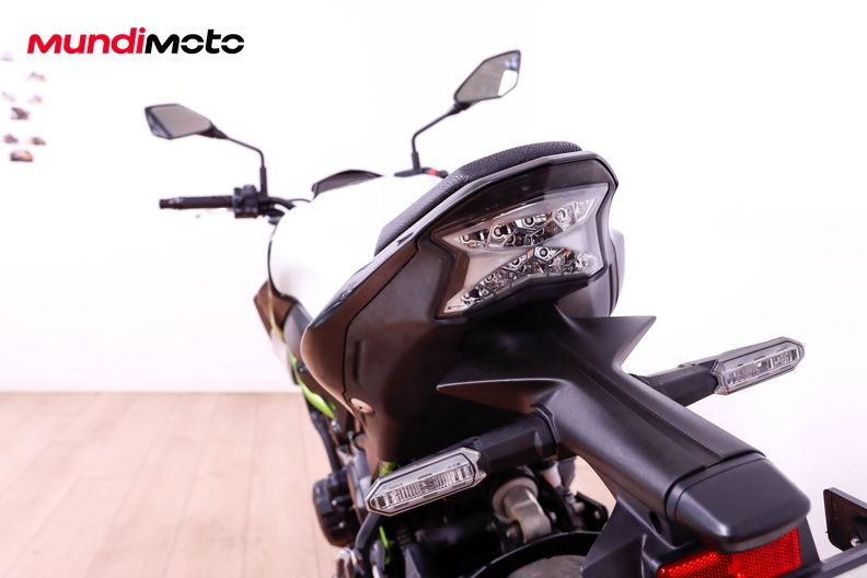 Motorbike image 9
