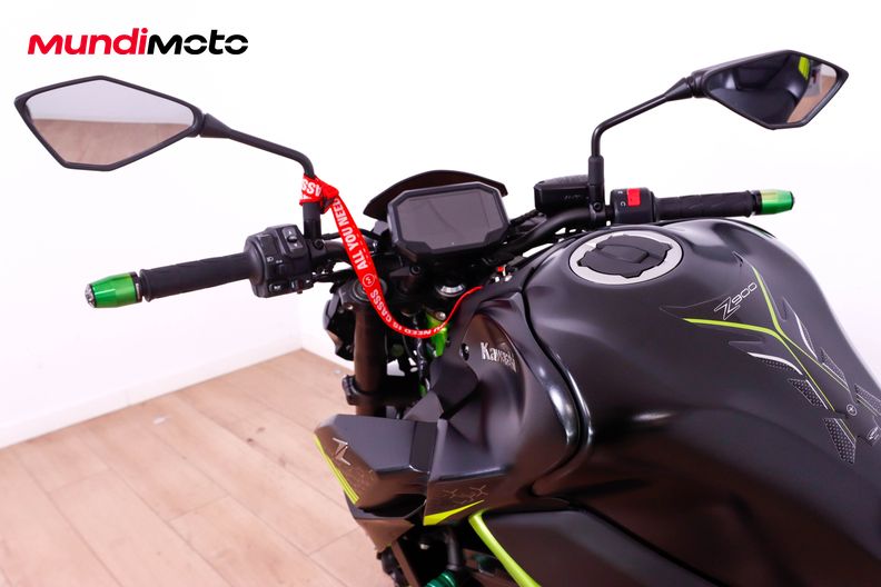 Motorbike image 10