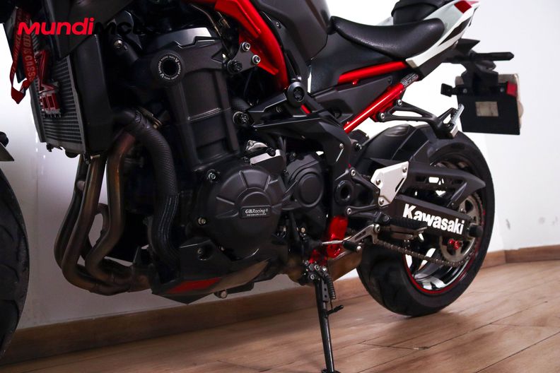 Motorbike image 8