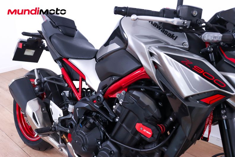 Motorbike image 13