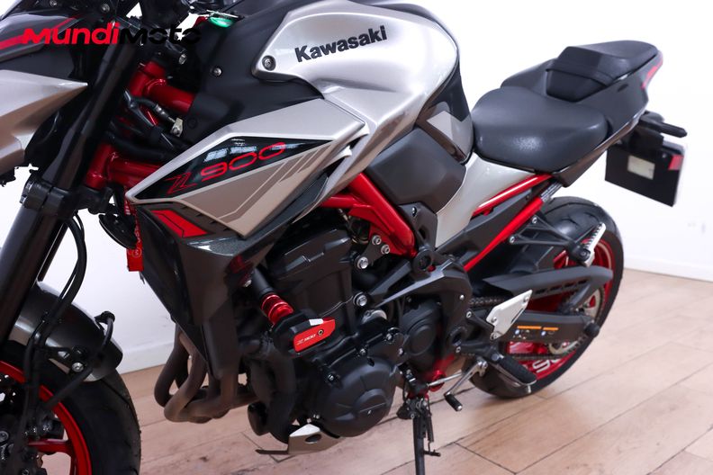 Motorbike image 8
